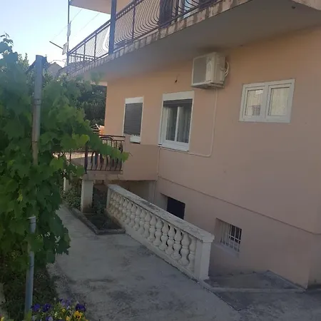 Apartment Obiteljska Kuca Grgic Zadar