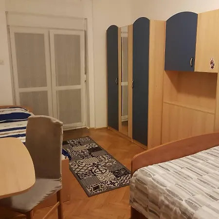Obiteljska Kuca Grgic Apartment Zadar